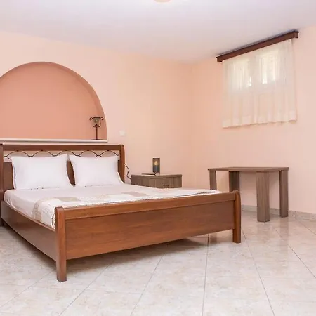 Naxos Premium Apartmán